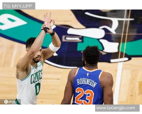 塔图姆绝平三分 凯尔特人加时险胜尼克斯