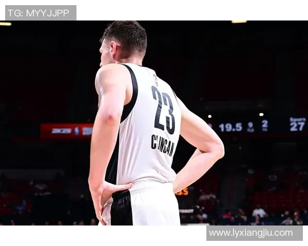 克林根进攻频频受阻,瓦兰连续大帽伺候,四投零中盖帽两遭