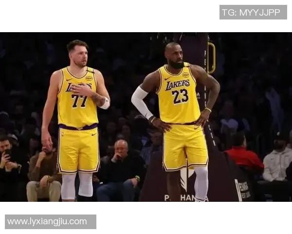 111103，湖人大胜鹈鹕，詹姆斯东契奇双双得分30分！墨菲42分孤掌难鸣