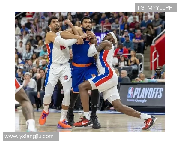 快船vs活塞裁判报告：双方各有一次打手犯规被漏吹